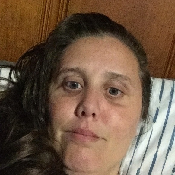 Meet your Posher, Jennifer - Picture 1 of 1